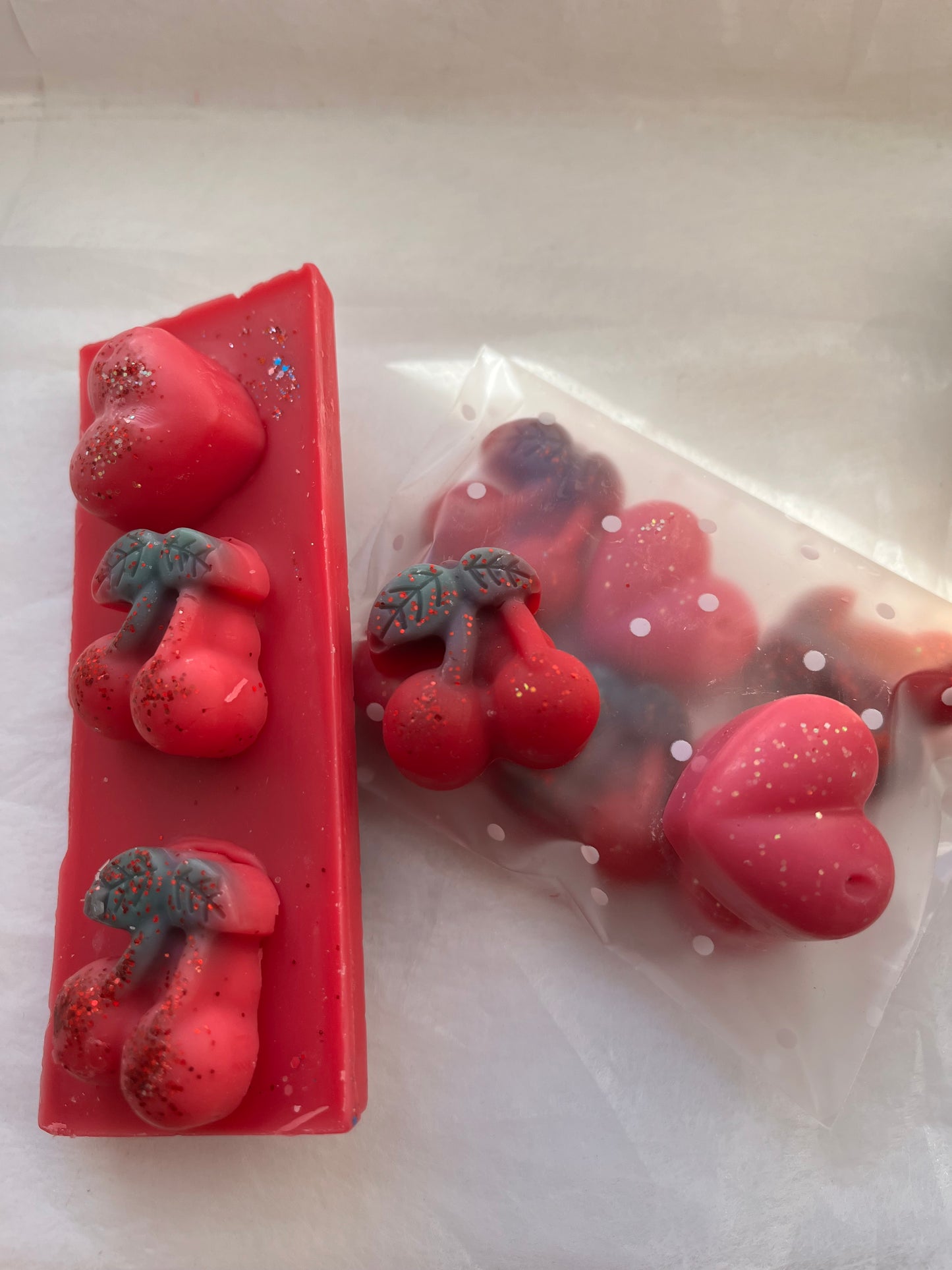 Kraftywax Cherry Kisses & Strawberry Hearts Scented Products