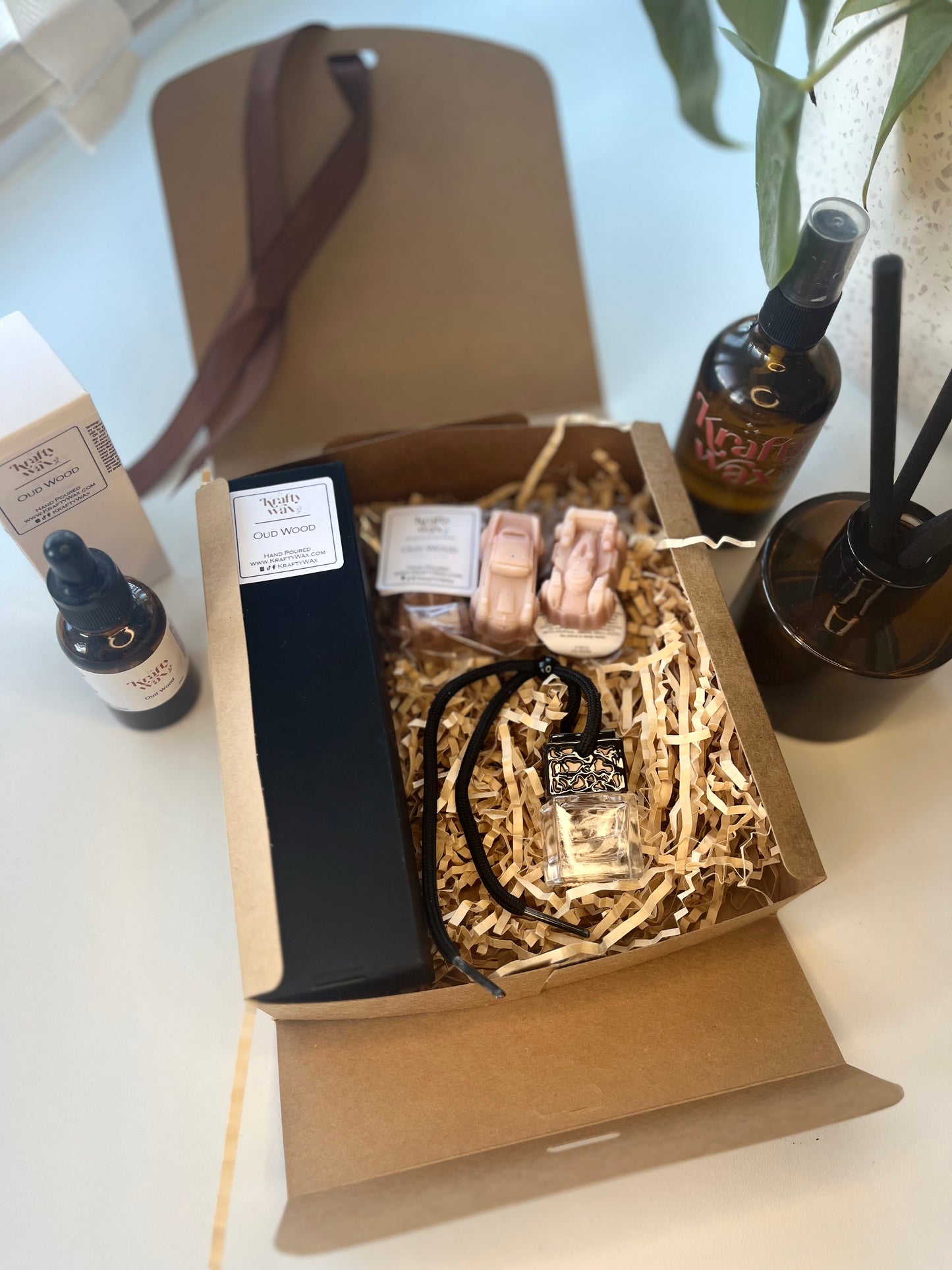 Kraftywax Oud Wood Gift Sets