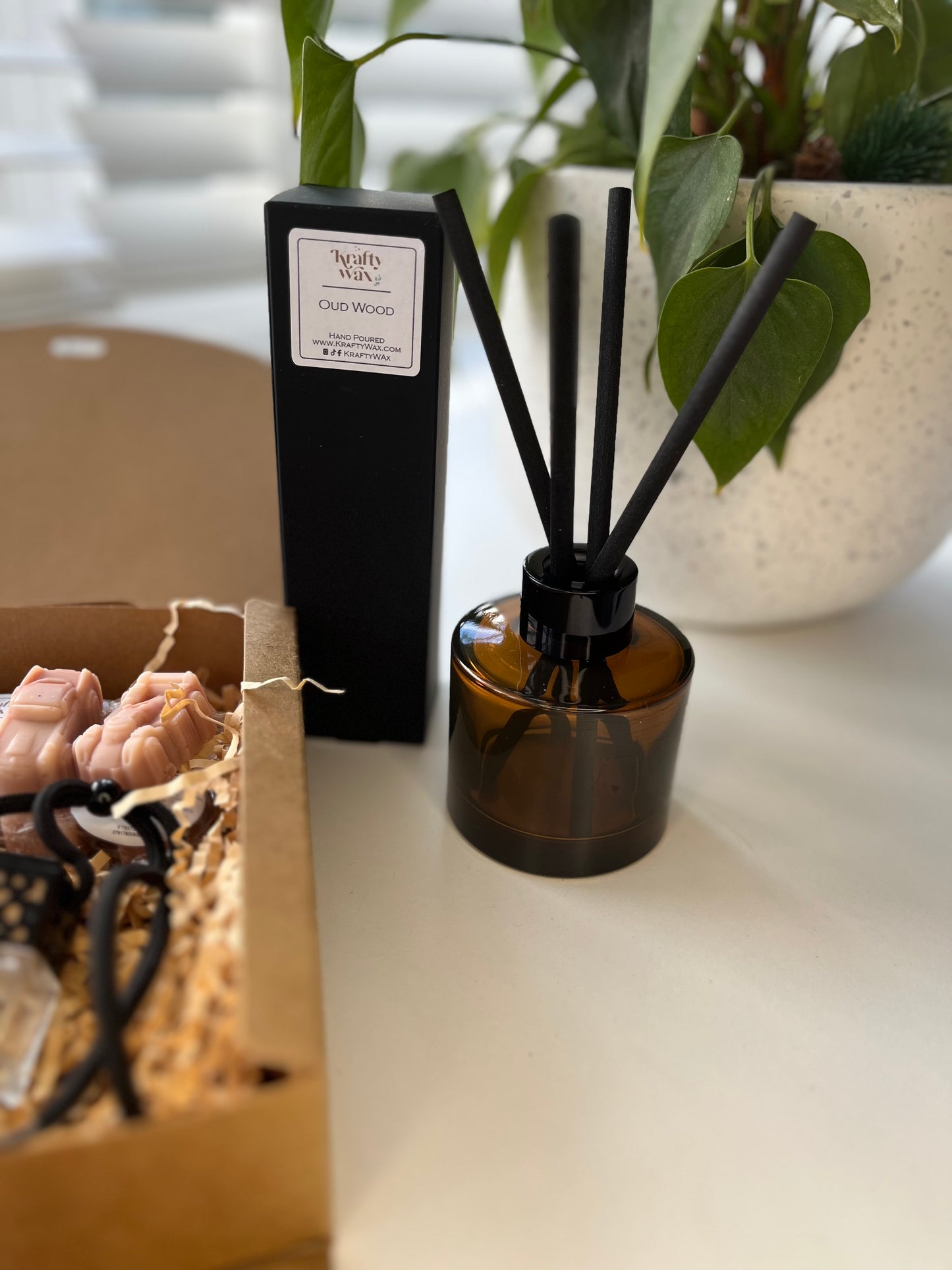 Kraftywax Oud Wood Gift Sets